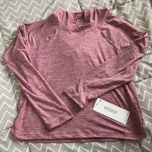 Lightweight Active Top NWT